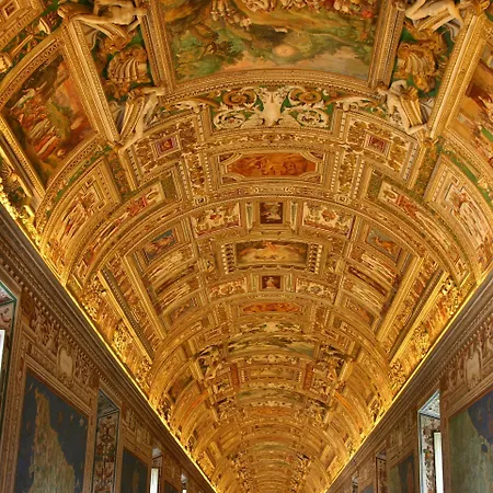 Le Piazze Di Rome