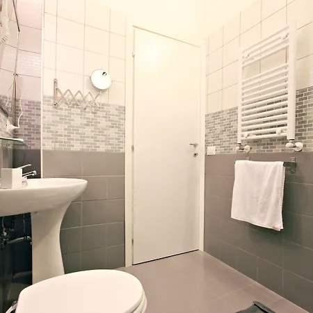 Le Piazze Di Panzió Róma